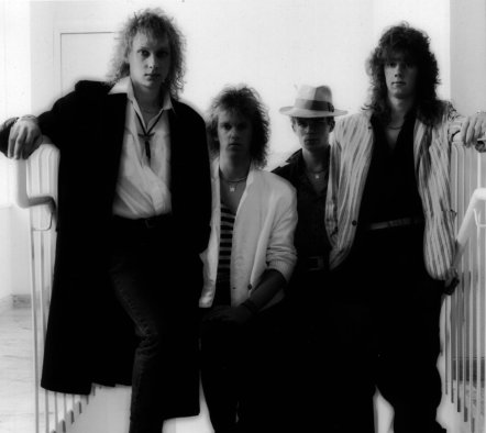 temptation.jpg (22683 bytes)